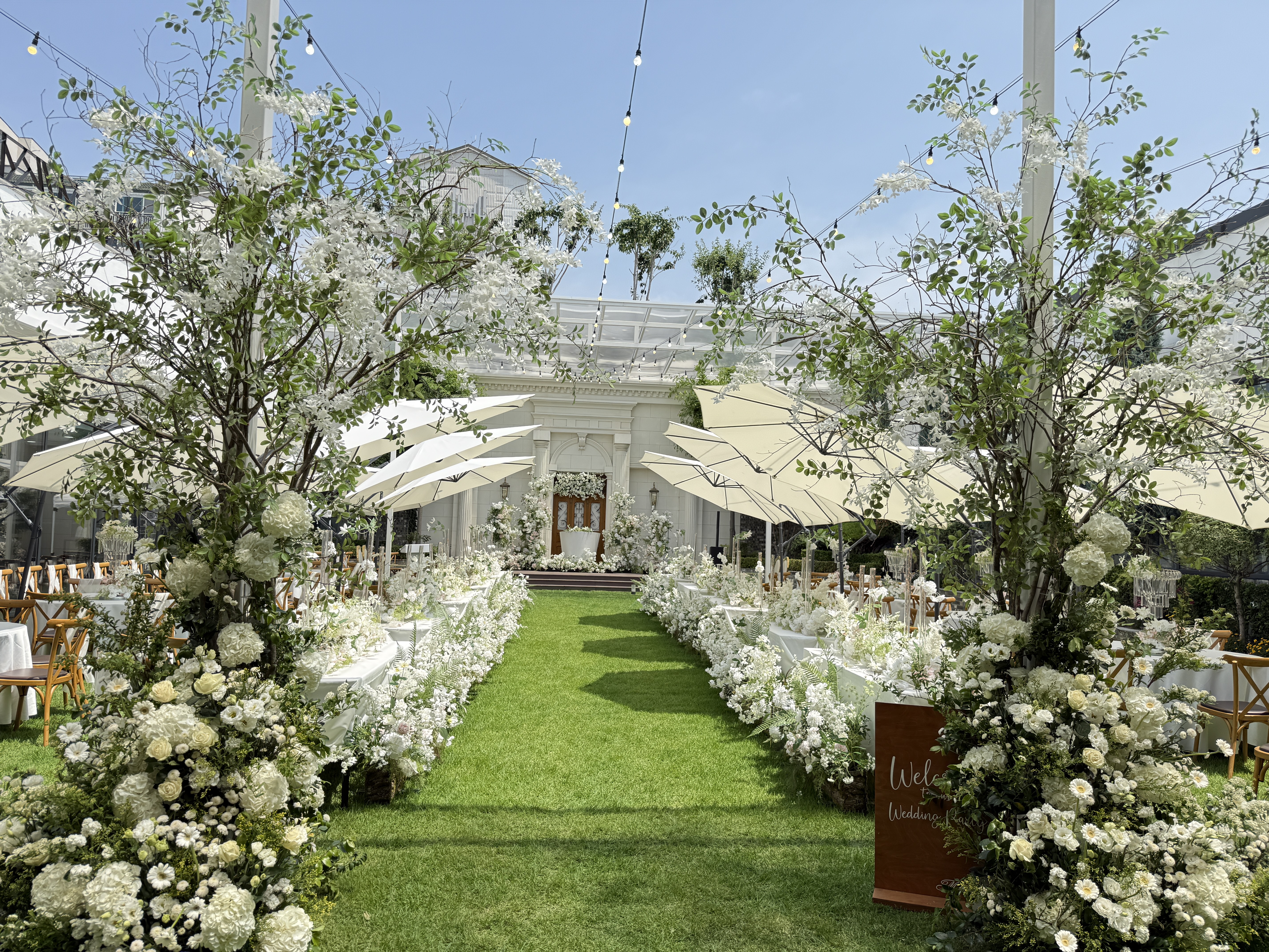 야외아토아띠홀 (5) 메인.jpg