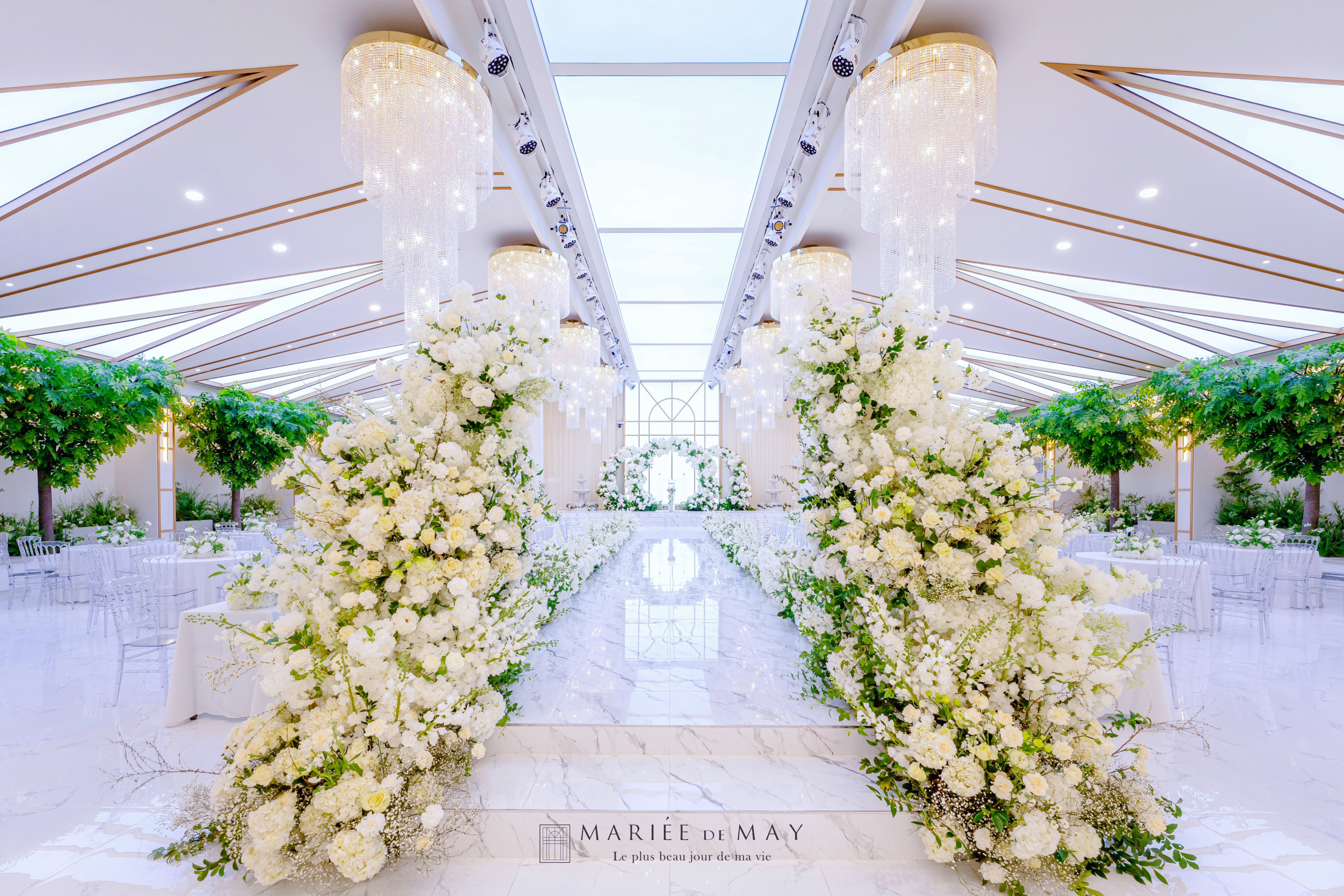 0.2 메인 홀입구 가로.jpg